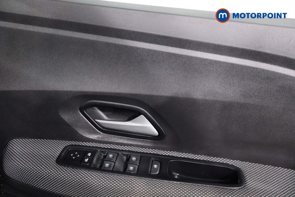 Used Dacia Sandero Stepway 2023 for sale - 77973012: Photo 32