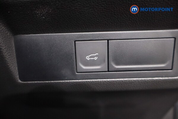 Used Renault Other 2024 for sale - 76036407: Photo 30