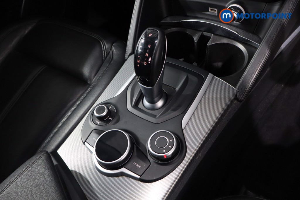 Used Alfa Romeo Stelvio 2018 for sale - 77500584: Photo 27