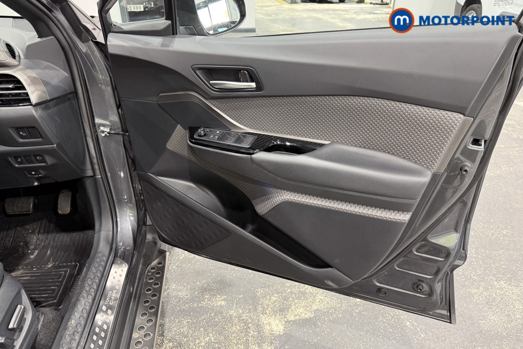 Used Toyota C-HR 2022 for sale - 78015488: Photo 28