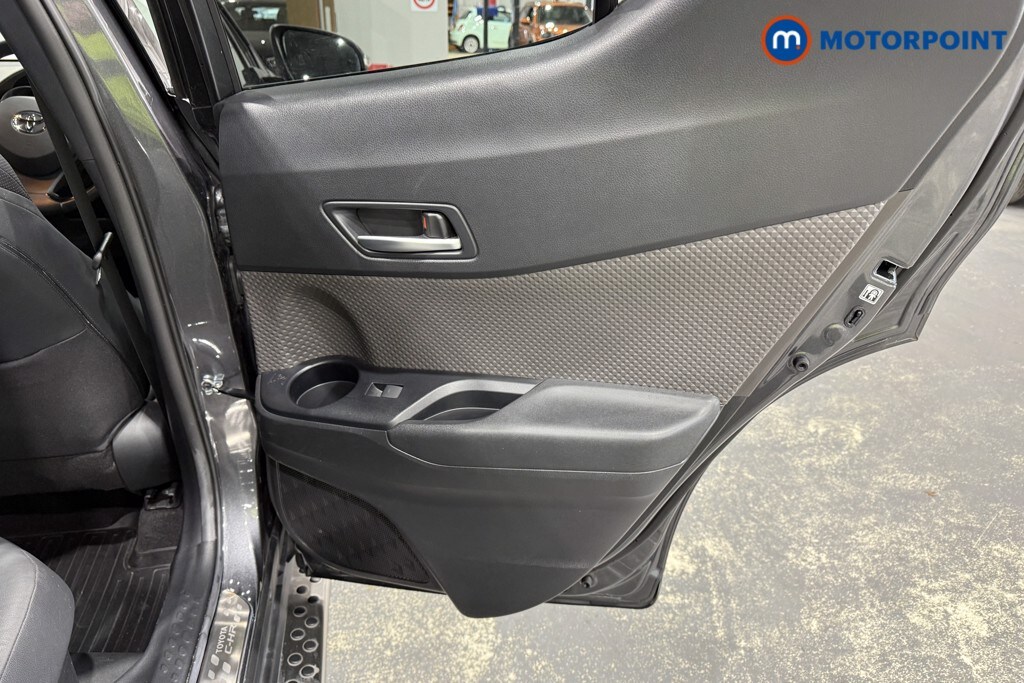 Used Toyota C-HR 2022 for sale - 78015488: Photo 32