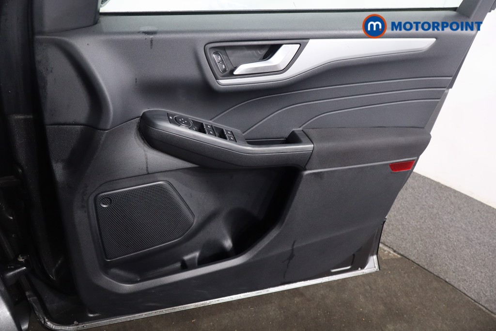 Used Ford Kuga 2022 for sale - 76693826: Photo 32