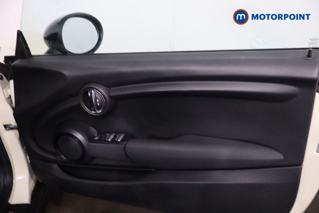 Used MINI Convertible 2019 for sale - 77831097: Photo 32