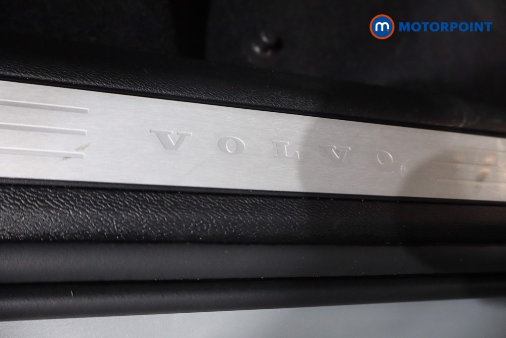 Used Volvo XC60 2025 for sale - 76719683: Photo 17