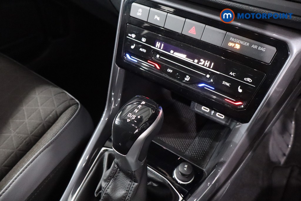 Used Volkswagen T-Cross 2023 for sale - 77747115: Photo 25