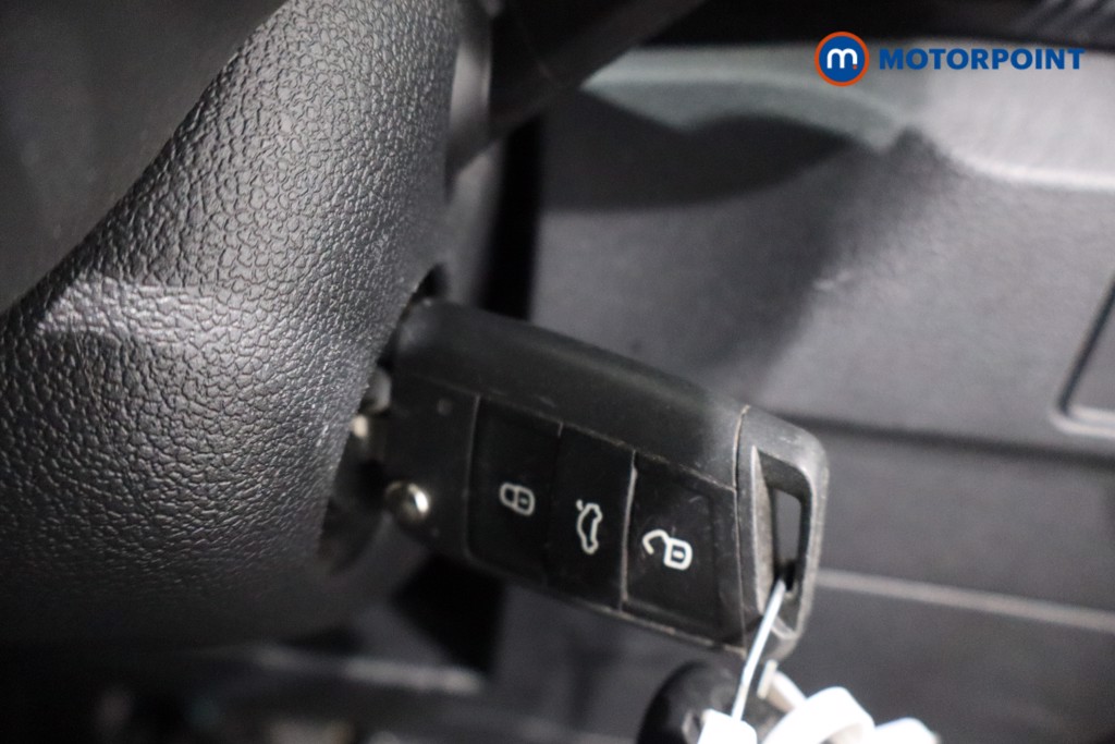 Used Volkswagen T-Cross 2023 for sale - 76352753: Photo 21