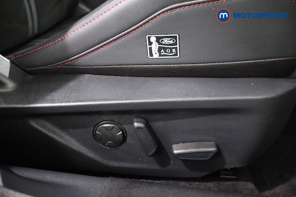 Used Ford Focus 2023 for sale - 76303149: Photo 32