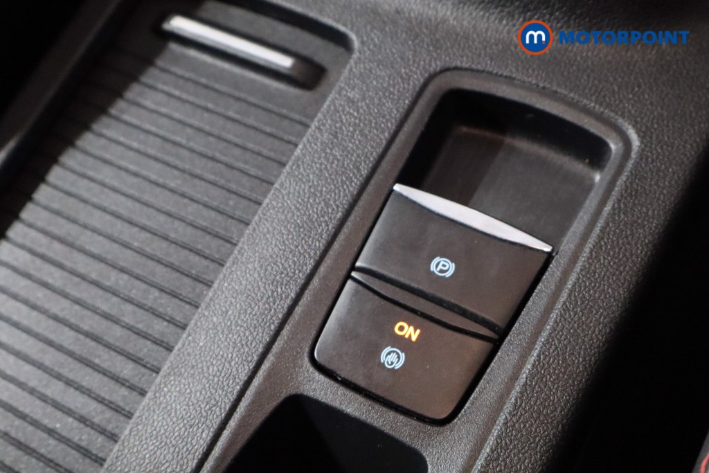 Used Ford Kuga 2021 for sale - 77136538: Photo 30