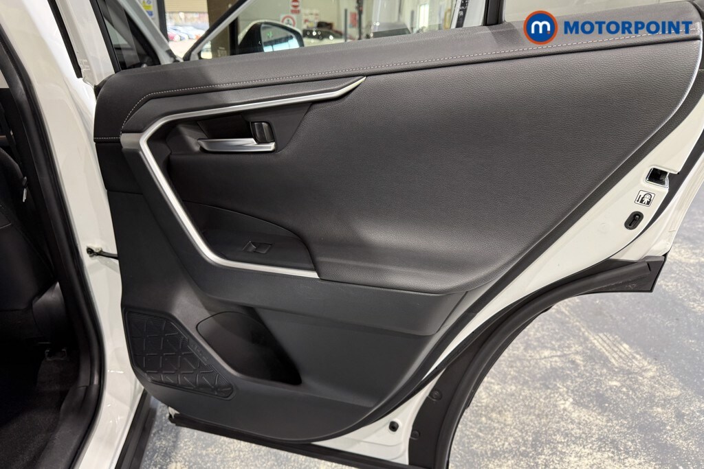 Used Toyota RAV4 2020 for sale - 77760201: Photo 31