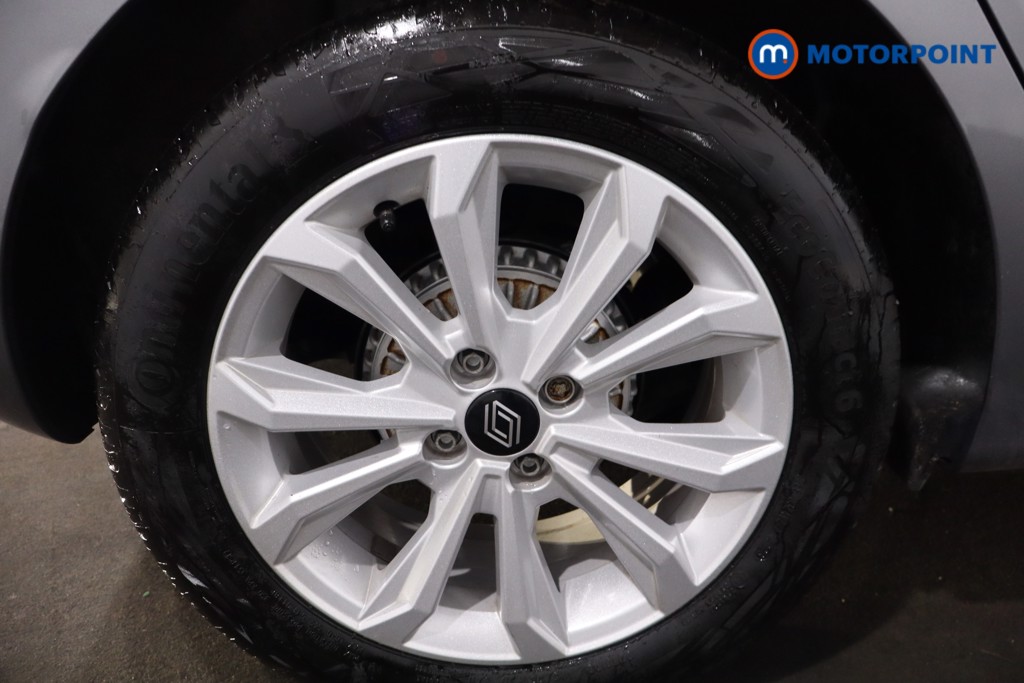 Used Renault Clio 2024 for sale - 77639779: Photo 17