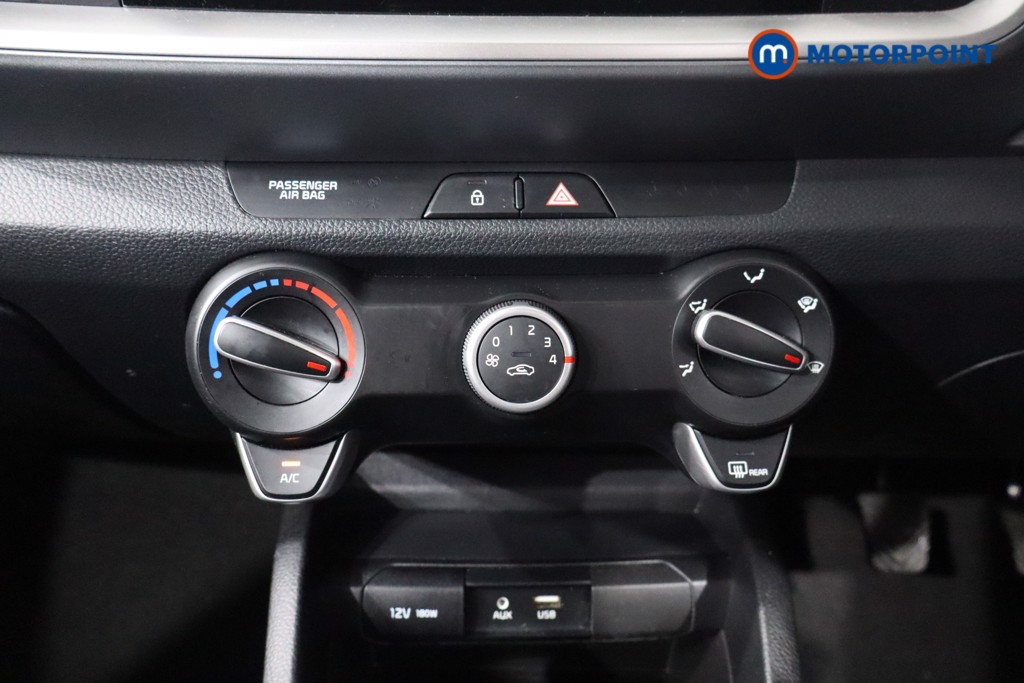 Used Kia Stonic 2018 for sale - 76958071: Photo 21