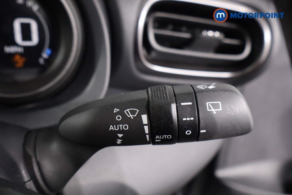 Used Toyota Yaris 2023 for sale - 77691869: Photo 25