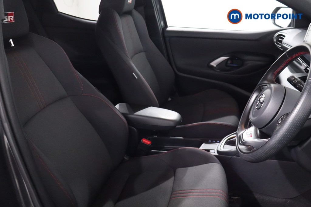 Used Toyota Yaris 2023 for sale - 77691869: Photo 32