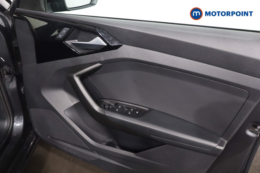 Used Audi A1 for sale - 77364636: Photo 30