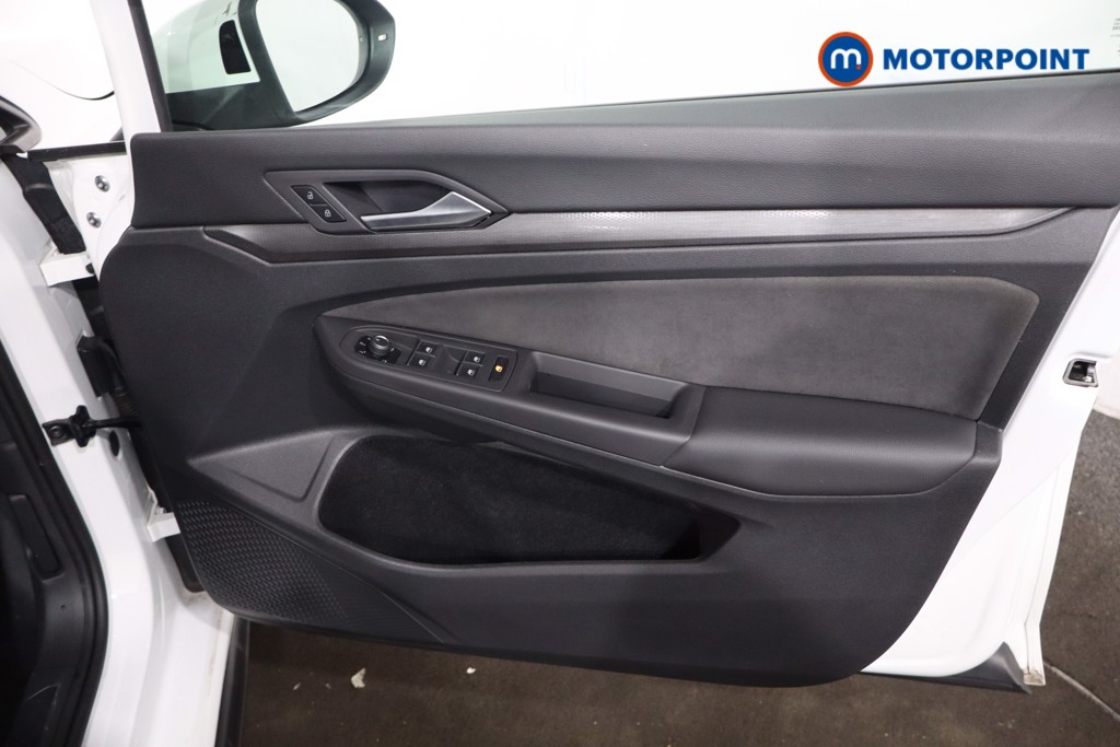 Used Volkswagen Golf 2023 for sale - 77848965: Photo 33