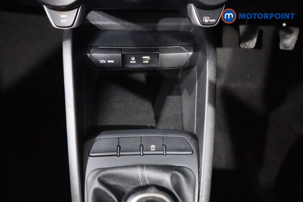 Used Kia Stonic 2018 for sale - 77069488: Photo 22