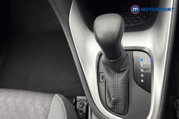 Used Toyota Yaris 2022 for sale - 76263613: Photo 16
