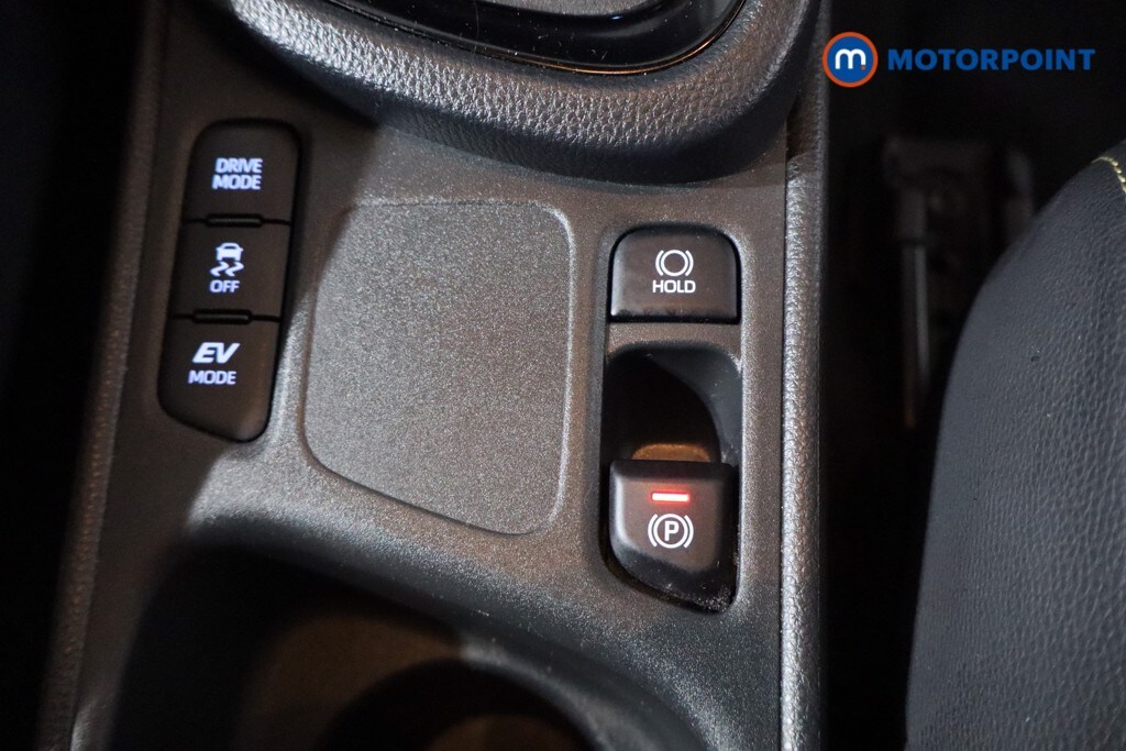 Used Toyota Yaris Cross 2022 for sale - 76831139: Photo 27