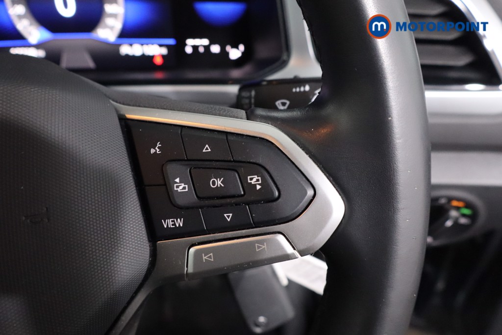 Used Volkswagen T-Roc 2023 for sale - 77830874: Photo 16