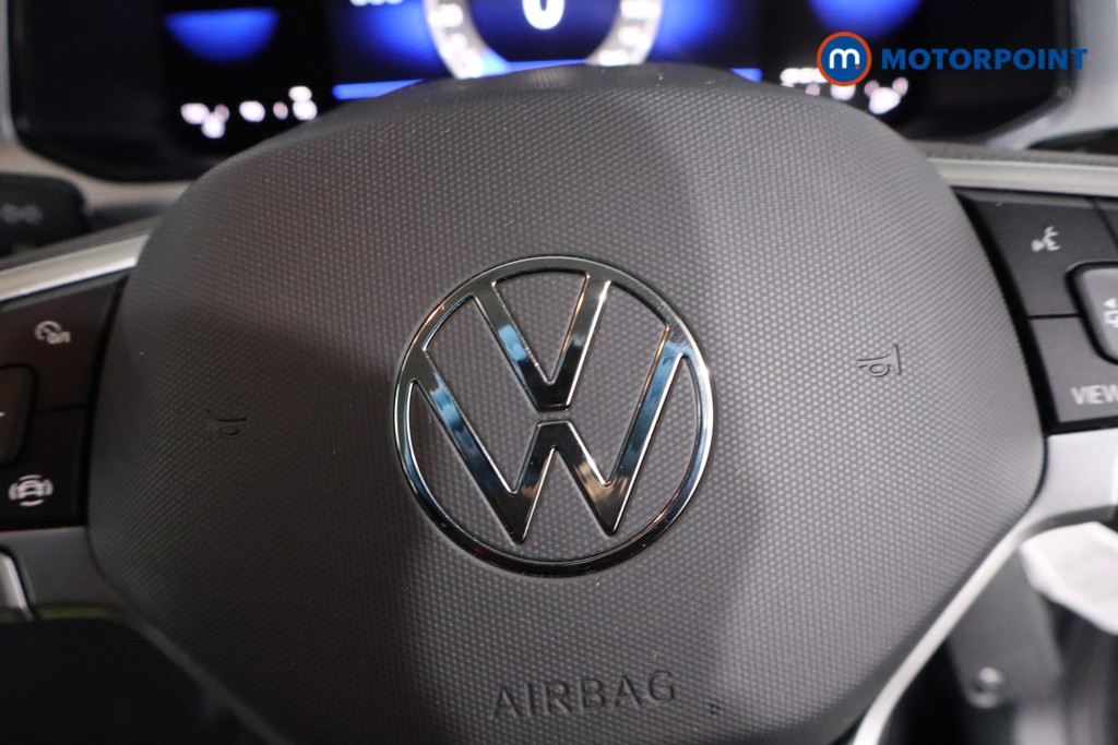 Used Volkswagen T-Roc 2023 for sale - 77830874: Photo 21