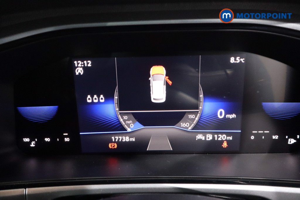 Used Volkswagen T-Roc 2023 for sale - 77830874: Photo 24