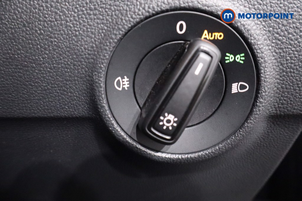 Used Volkswagen T-Roc 2023 for sale - 77830874: Photo 25