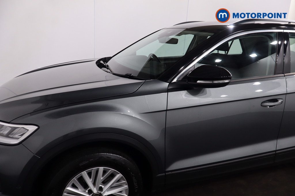 Used Volkswagen T-Roc 2023 for sale - 77830874: Photo 35