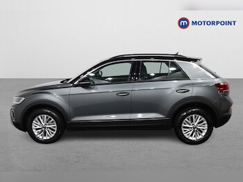 Used Volkswagen T-Roc 2023 for sale - 77830874: Photo