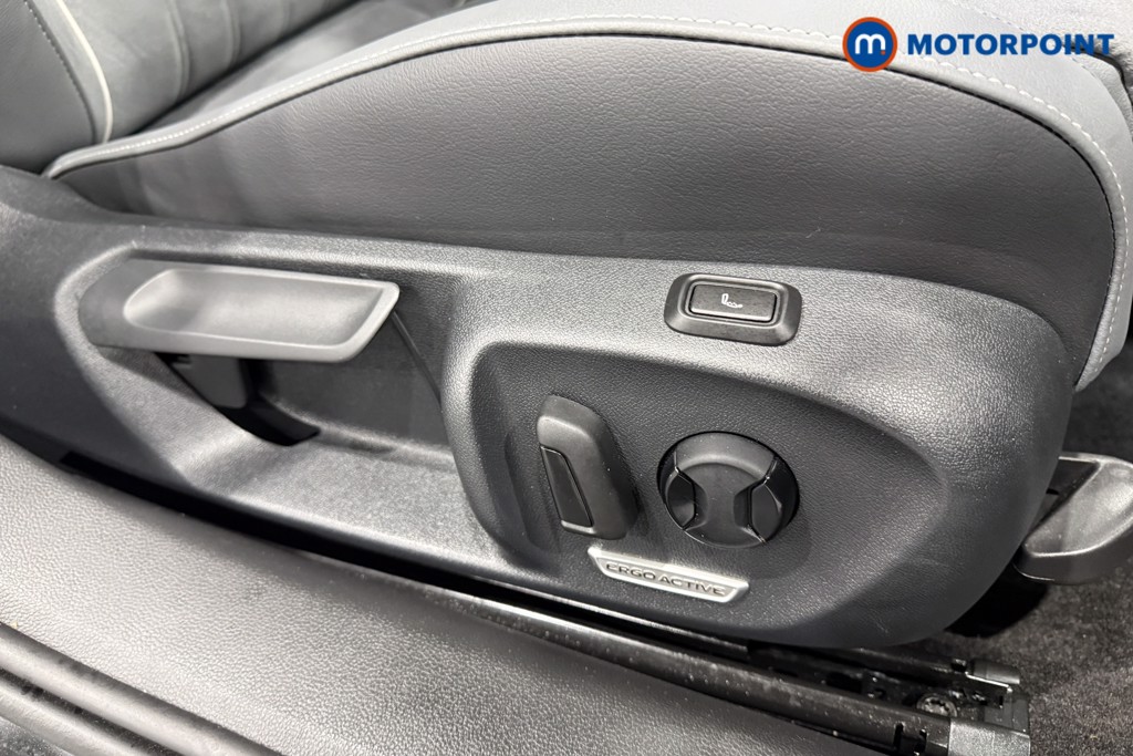 Used Volkswagen Passat for sale - 76467984: Photo 9