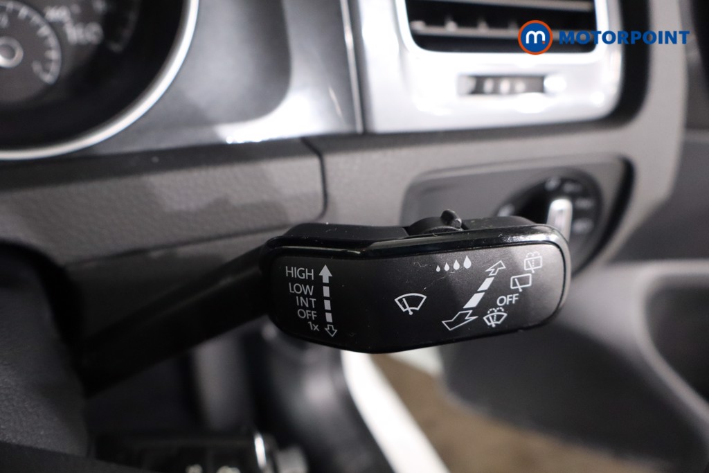 Used Volkswagen Golf 2020 for sale - 78176940: Photo 23