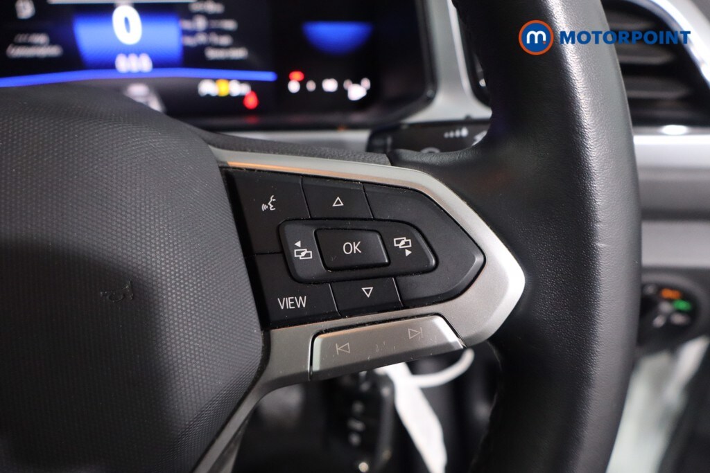 Used Volkswagen T-Roc 2023 for sale - 77364617: Photo 16