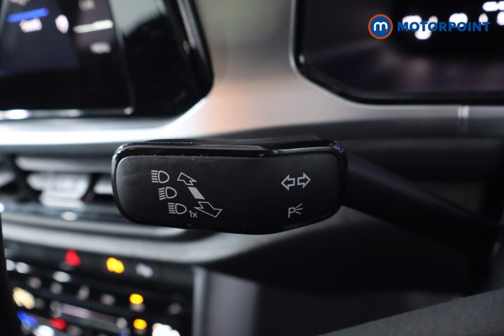 Used Volkswagen T-Roc 2023 for sale - 77364617: Photo 22