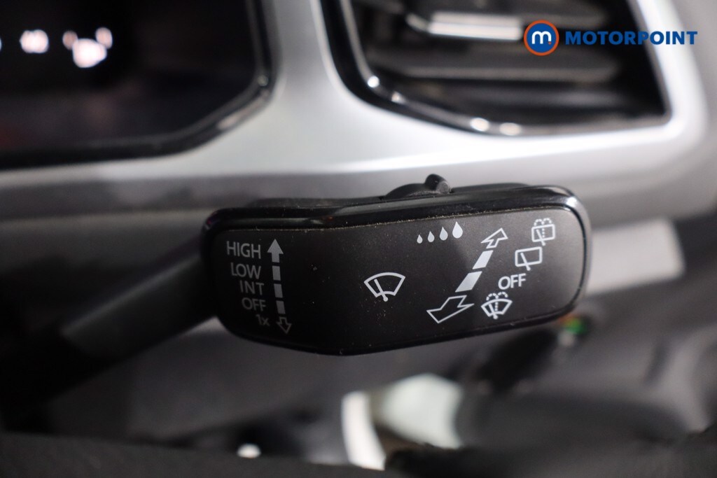 Used Volkswagen T-Roc 2023 for sale - 77364617: Photo 23