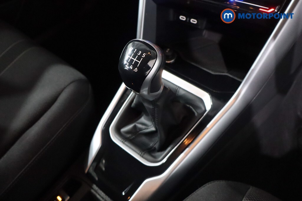 Used Volkswagen T-Roc 2023 for sale - 77364617: Photo 25