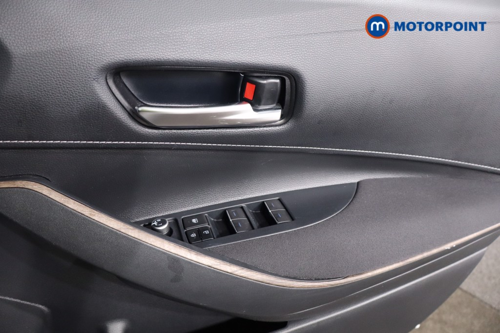 Used Toyota Corolla 2021 for sale - 76762754: Photo 27