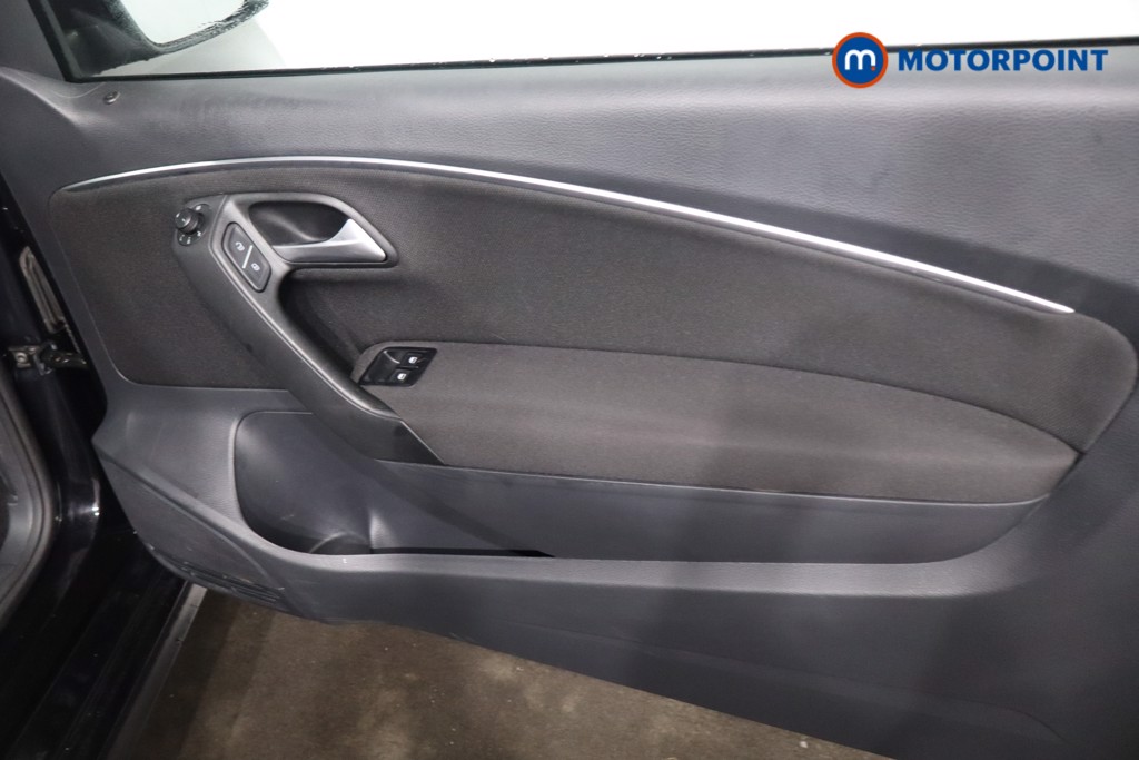 Used Volkswagen Polo 2016 for sale - 77023683: Photo 31