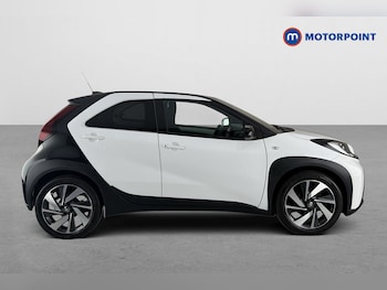 Used Toyota Aygo X 2023 for sale - 79364245: Photo