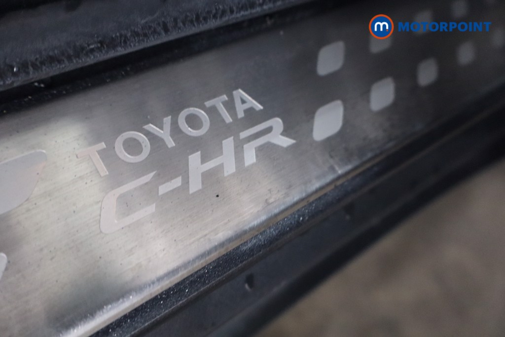 Used Toyota C-HR 2022 for sale - 77747112: Photo 32