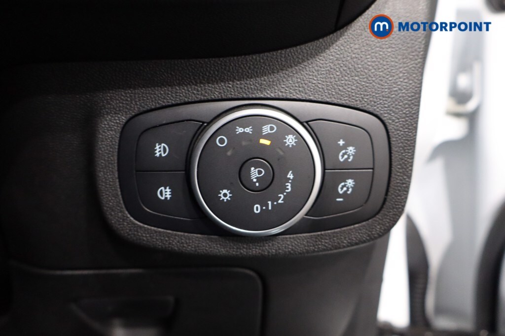 Used Ford Fiesta 2018 for sale - 76279108: Photo 28