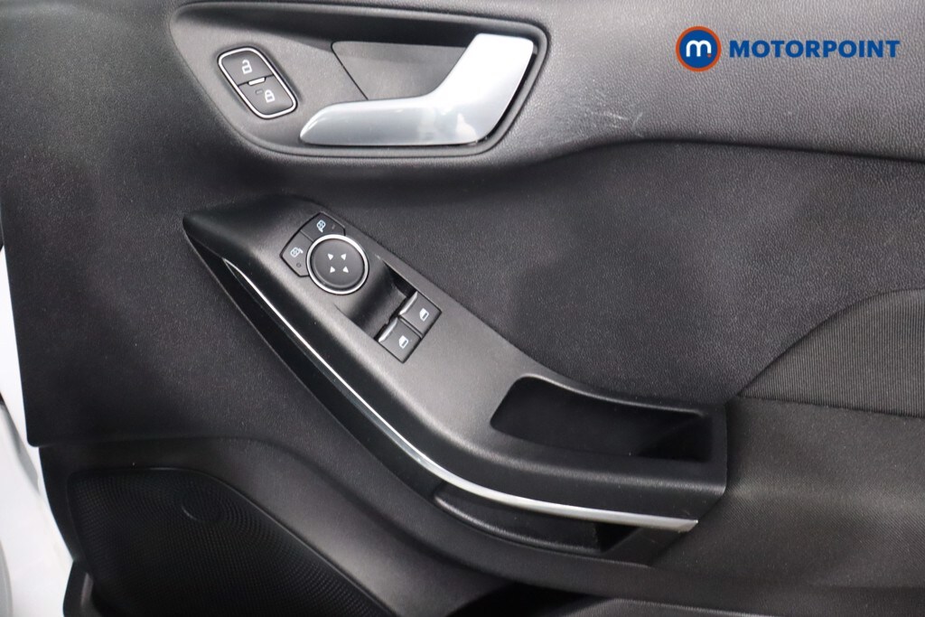 Used Ford Fiesta 2018 for sale - 76279108: Photo 30