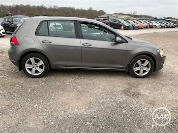 Used Volkswagen Golf 2015 for sale - 77853301: Photo