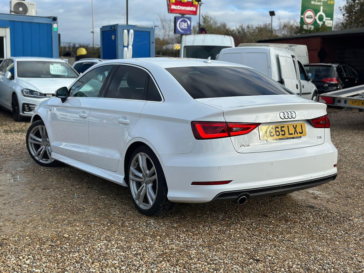 Used Audi A3 2015 for sale - 76866447: Photo 4