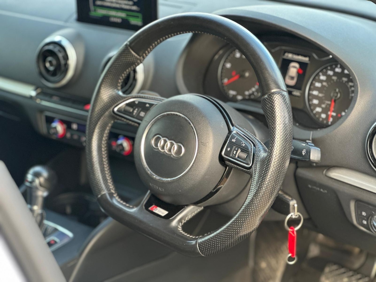 Used Audi A3 2015 for sale - 76866447: Photo 9