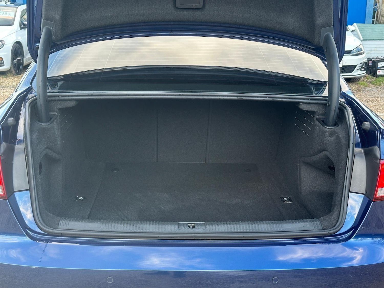 Used Audi A4 2016 for sale - 77510966: Photo 40