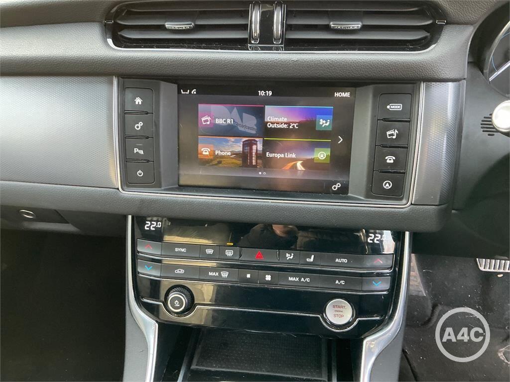 Used Jaguar XF 2017 for sale - 77320899: Photo 6