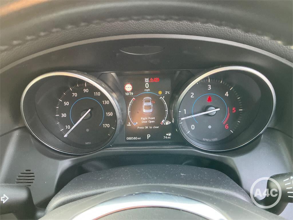 Used Jaguar XF 2017 for sale - 77320899: Photo 8