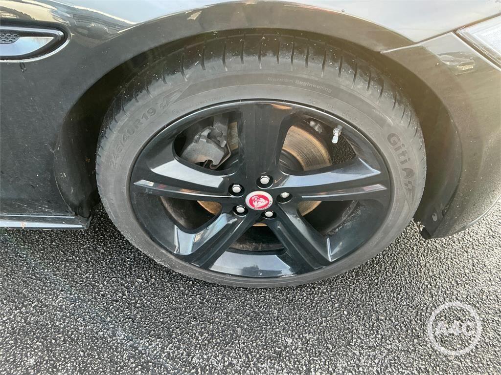 Used Jaguar XF 2017 for sale - 77320899: Photo 9