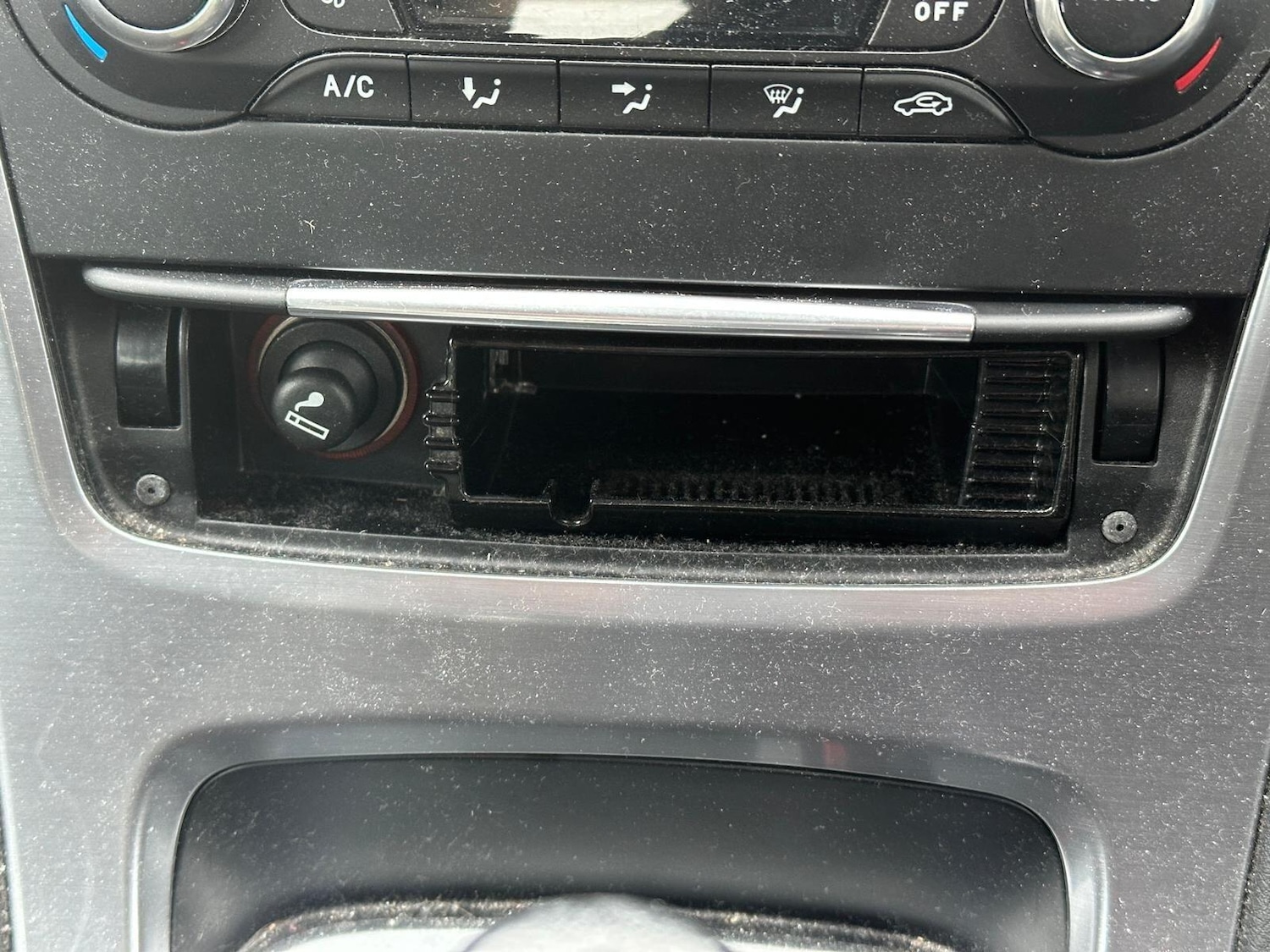 Used Ford Mondeo 2011 for sale - 77784211: Photo 14