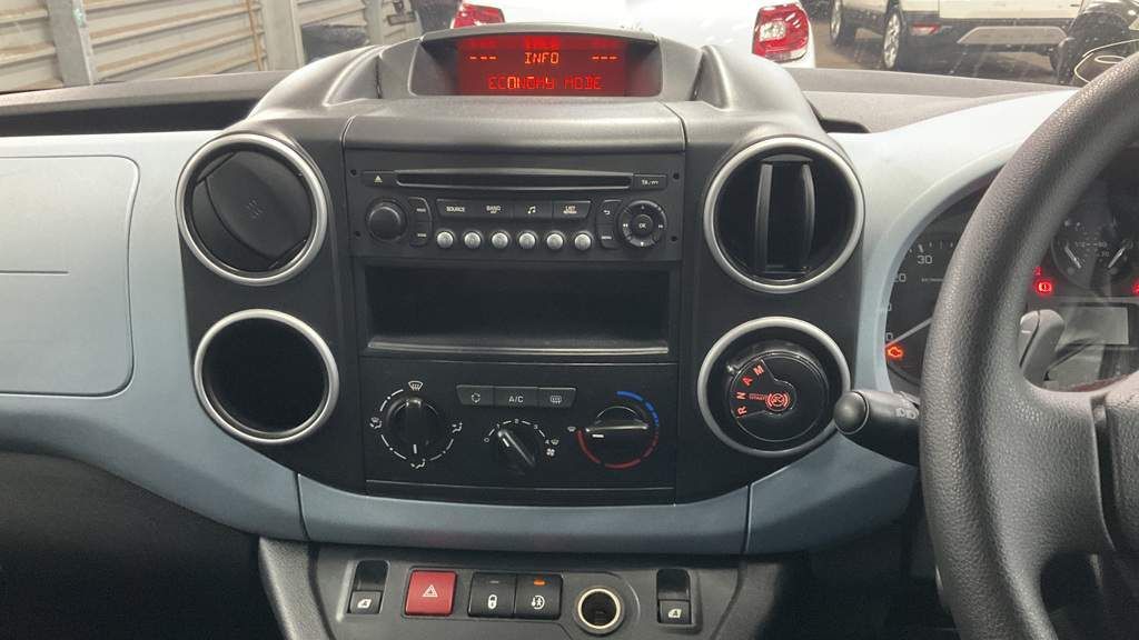 Vehicle 28