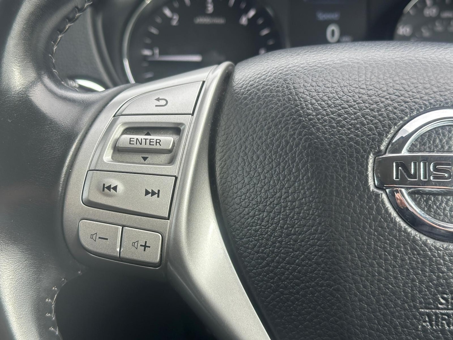 Used Nissan Qashqai 2014 for sale - 77798918: Photo 24